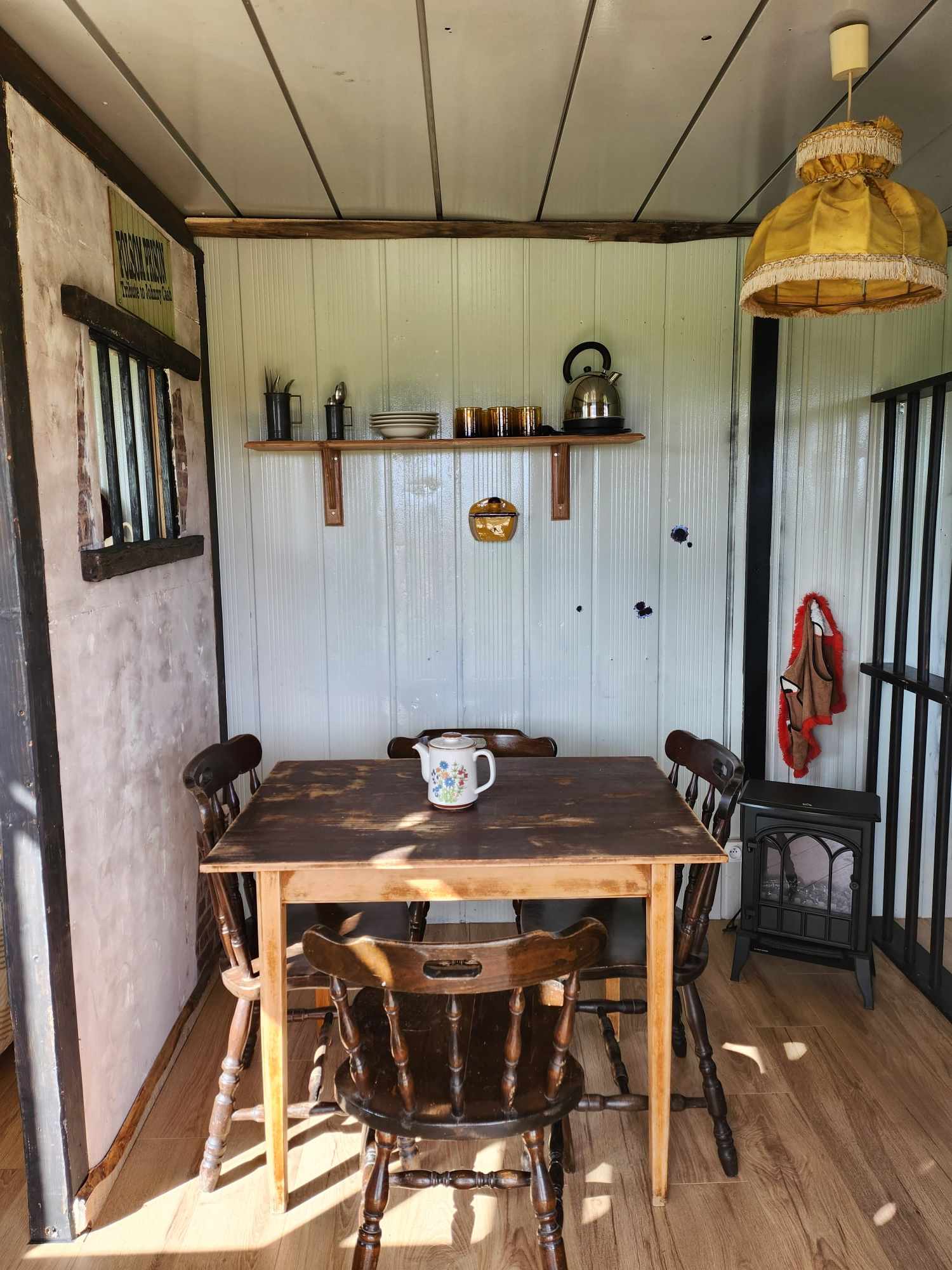 Intérieur Tiny sheriff